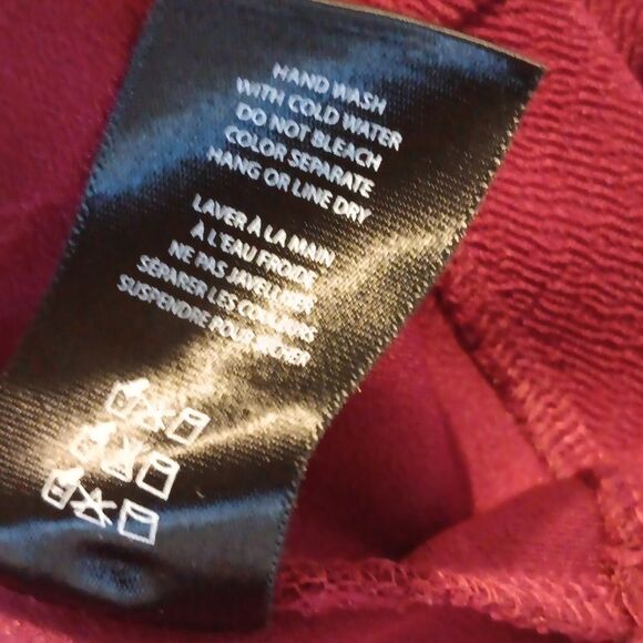 NWT Anthropologie eri & ali  Cabernet Cape Sleeve Textured Top - Picture 11 of 13